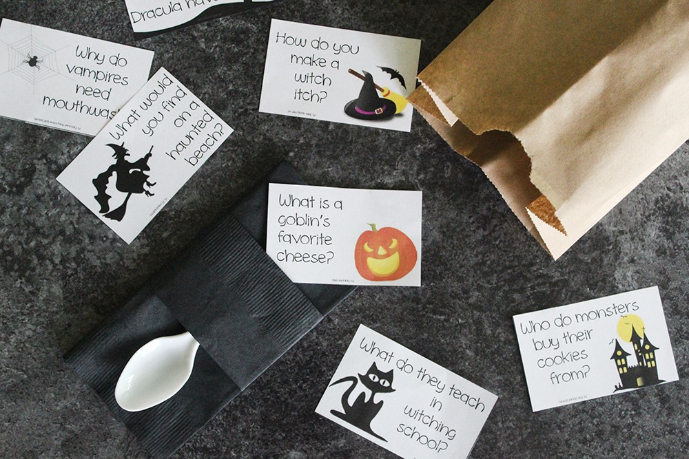 Southern Mom Loves Halloween Lunchbox Note Jokes Printable + How to