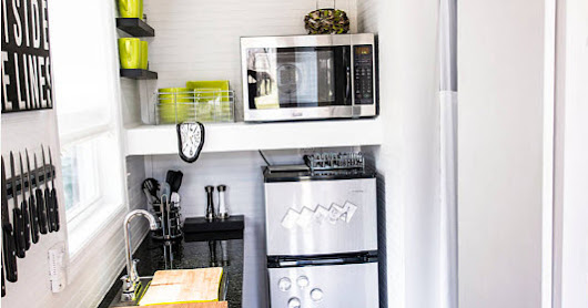 DESIGNS FOR SMALL KITCHENS