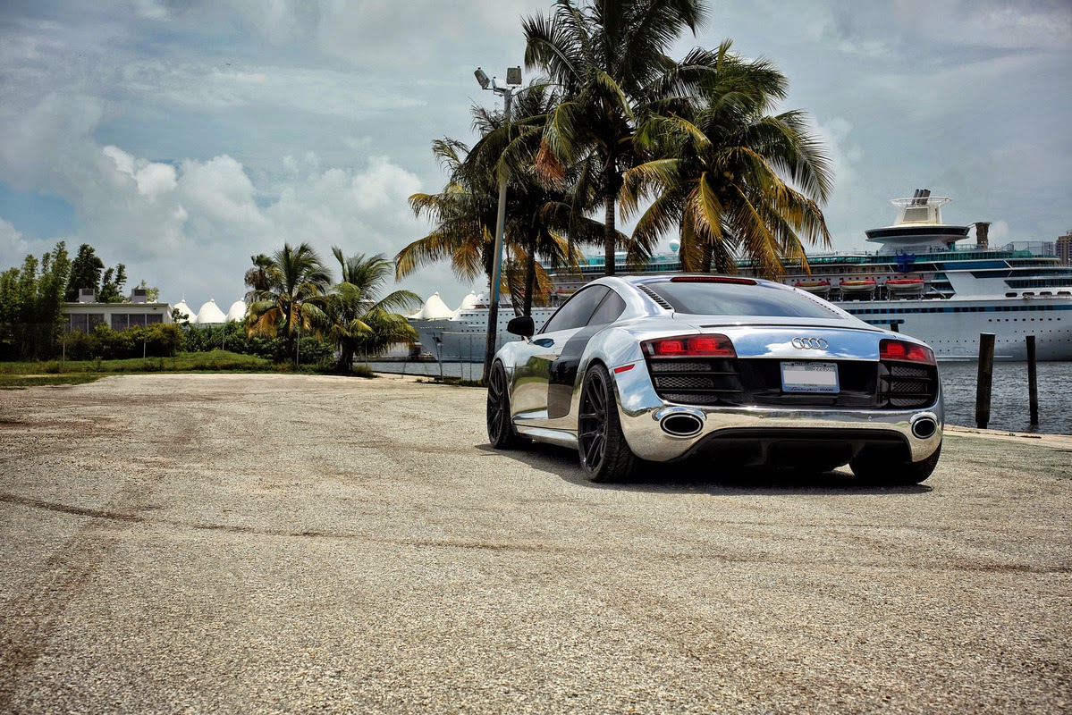 Audi r8 Chrome