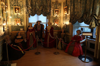 Touring Warwick Castle Wax King Henry VIII and his 6 wives