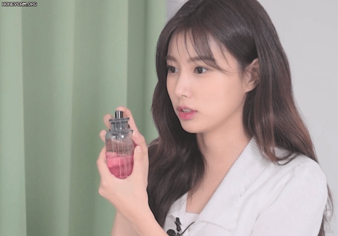 혜원아~ 무슨 향수 써