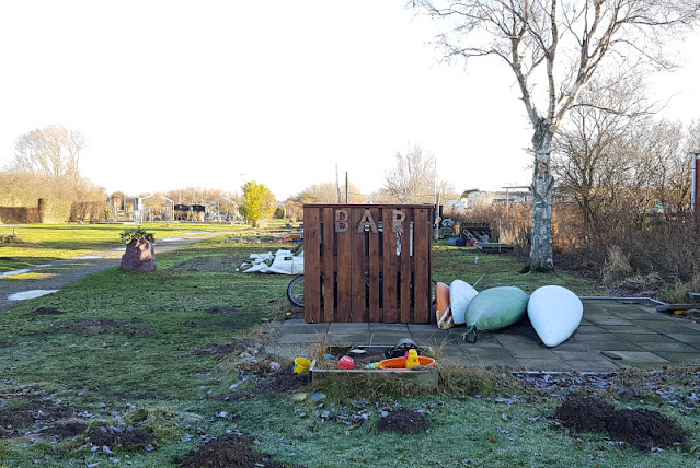 Küsten-Spaziergänge rund um Kiel, Teil 5: Jellenbek - Strand - Krusendorf - Jellenbek. Der Campingplatz liegt noch im Winterschlaf.