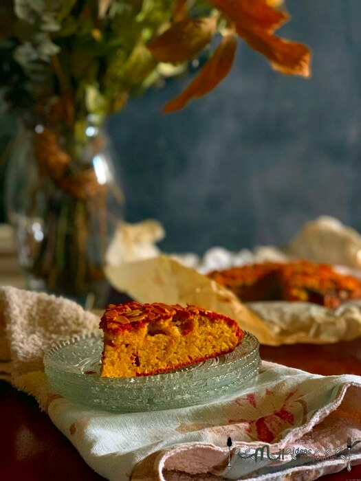 como hacer panetela con guindas y almendras