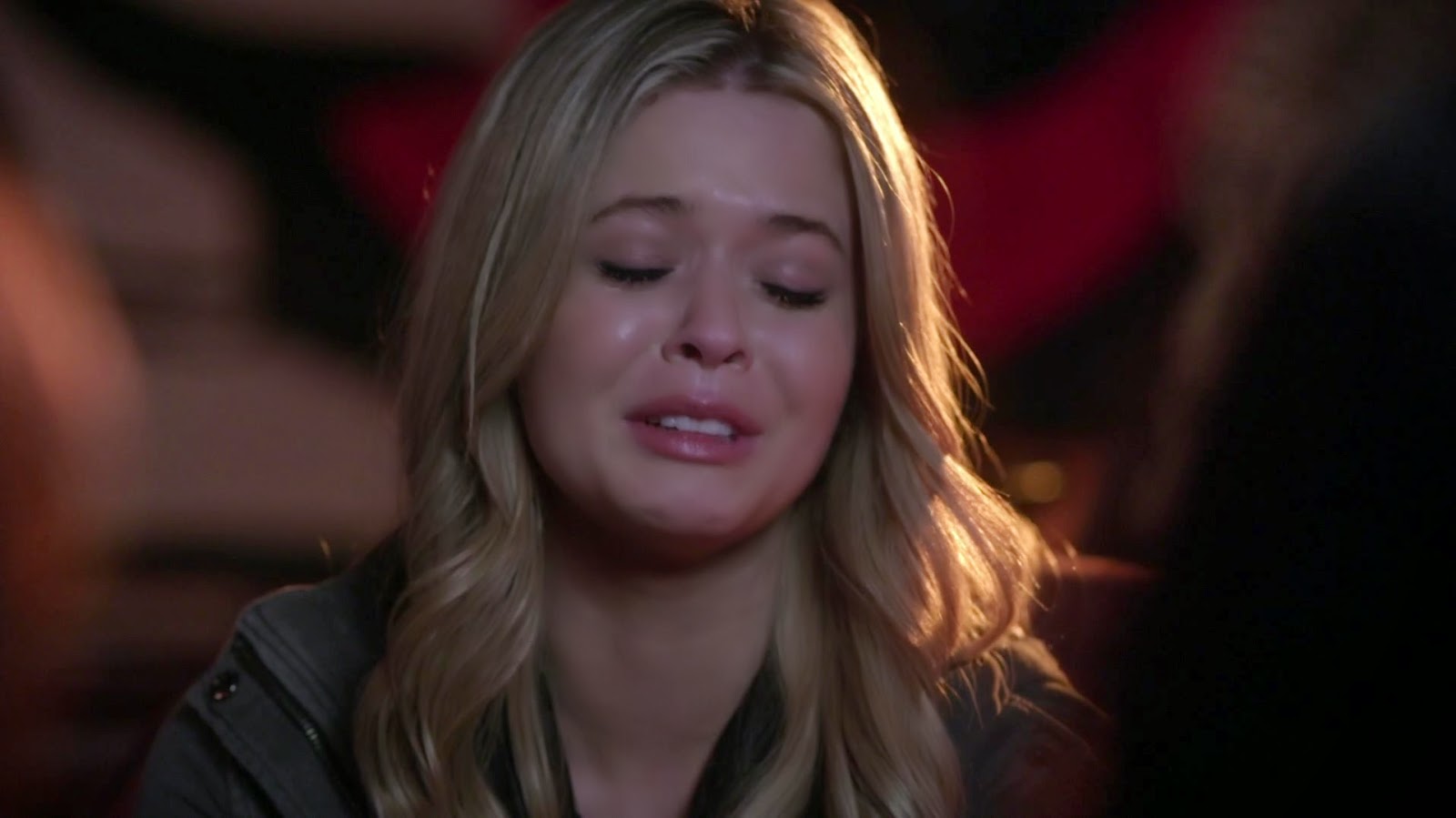 Pretty Little Liars Saison 4 épisode 24