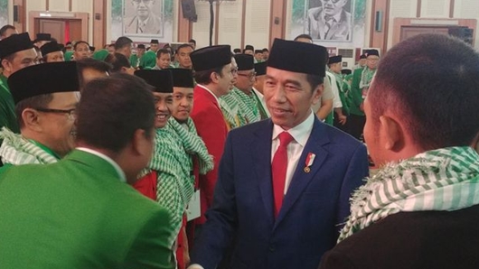 PPP: Kalau Jokowi Otoriter, Kenapa Pak Amien Masih Bebas Mengkritik?