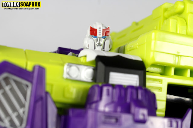 perfect effect prowl head devastator