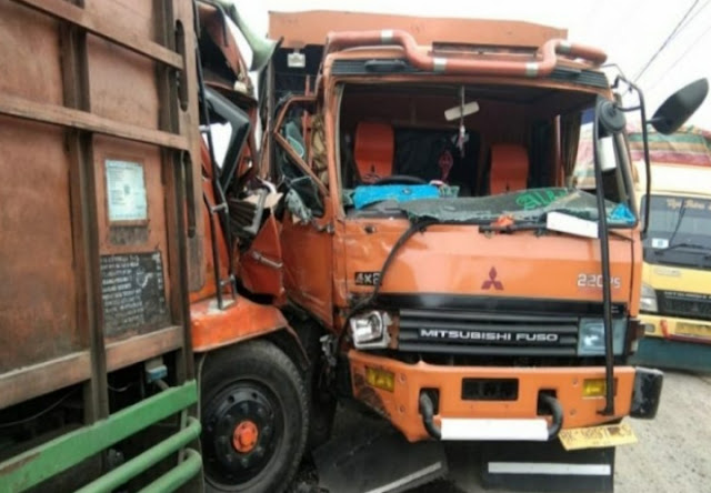 Lakalantas di Jalinsum Perbaungan, Truk Hantam Truk Lain dan 2 Minibus