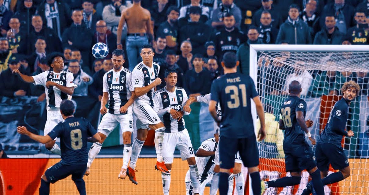Incredibile Juventus-Manchester United 1-2 dopo meraviglioso gol di CR7 Cristiano Ronaldo. Incredibile Juventus-Manchester United 1-2 dopo meraviglioso gol di CR7 Cristiano Ronaldo.