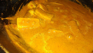 Paneer pieces in gravy for paneer butter masala recipe