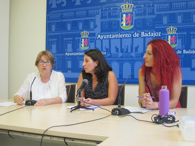 Podemos investiga si el Ayuntamiento de Badajoz sustituye a los conserjes por vigilantes de seguridad