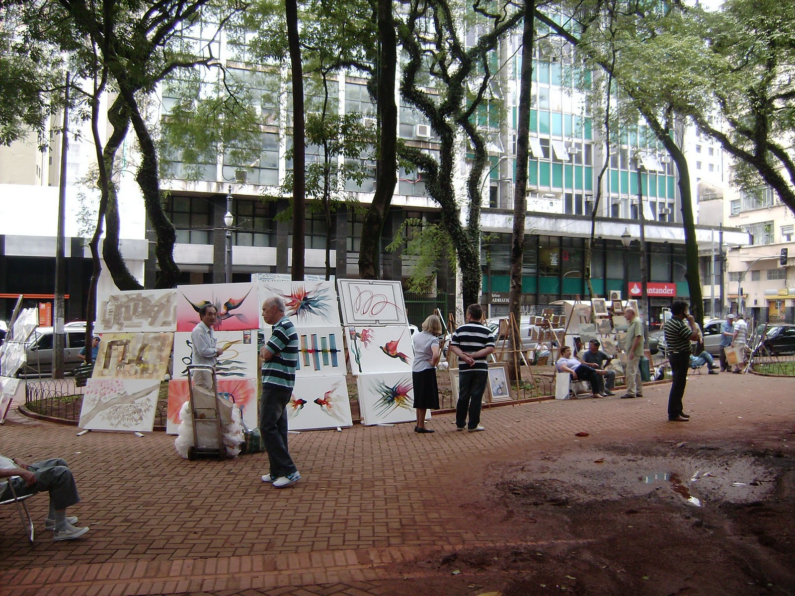 Viajando nos Trinta Arte na Praça