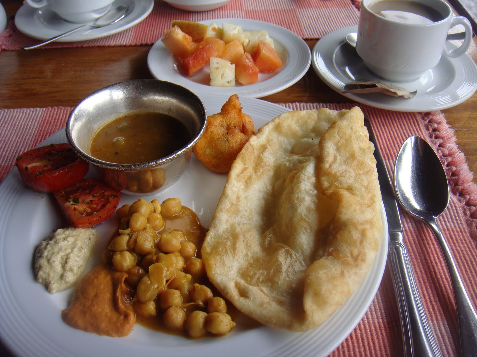 T&rsquo;s Daily Treasures: Food and Faces of Nepal