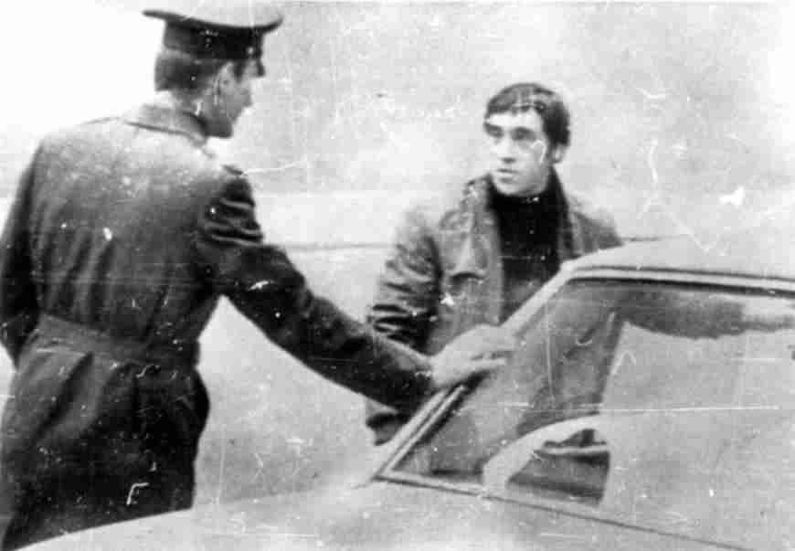 пластинка высоцкого 1980. список песен высоцкого. песня высоцкого. высоцкий песни. владимир высоцкий - песни.