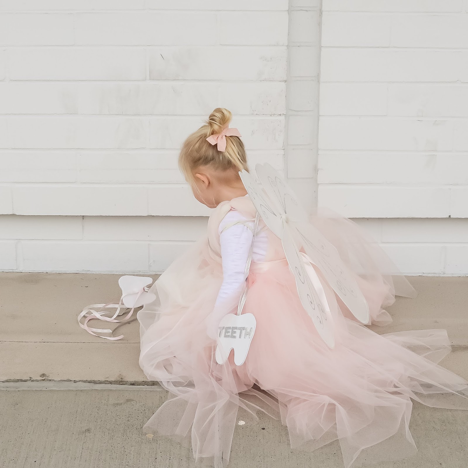 DIY tooth fairy costume and baby tooth