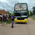 SÁENZ PEÑA: COLECTIVO FUE A BUSCAR PASAJEROS PERO DEJÓ A UN BARRIO SIN LUZ