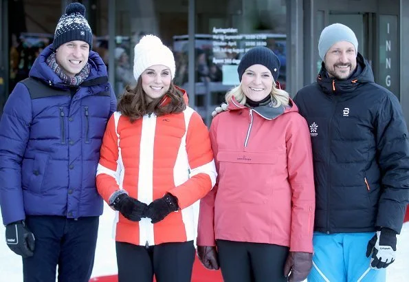 Kate Middleton wore KJUS Duana two-tone quilted shell down jacket. style fashions