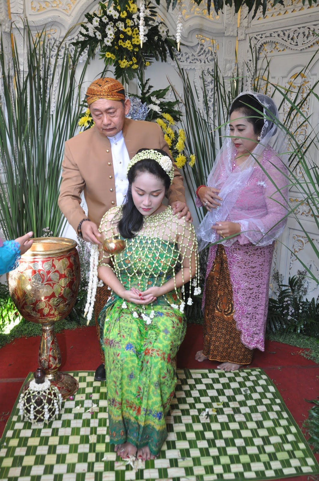 ACARA PERNIKAHAN ADAT JAWA