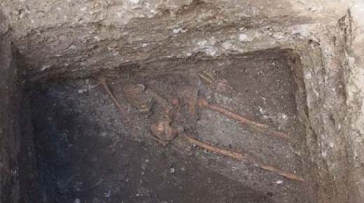 Enorme esqueleto de humano encontrado en una antigua fortaleza búlgara 