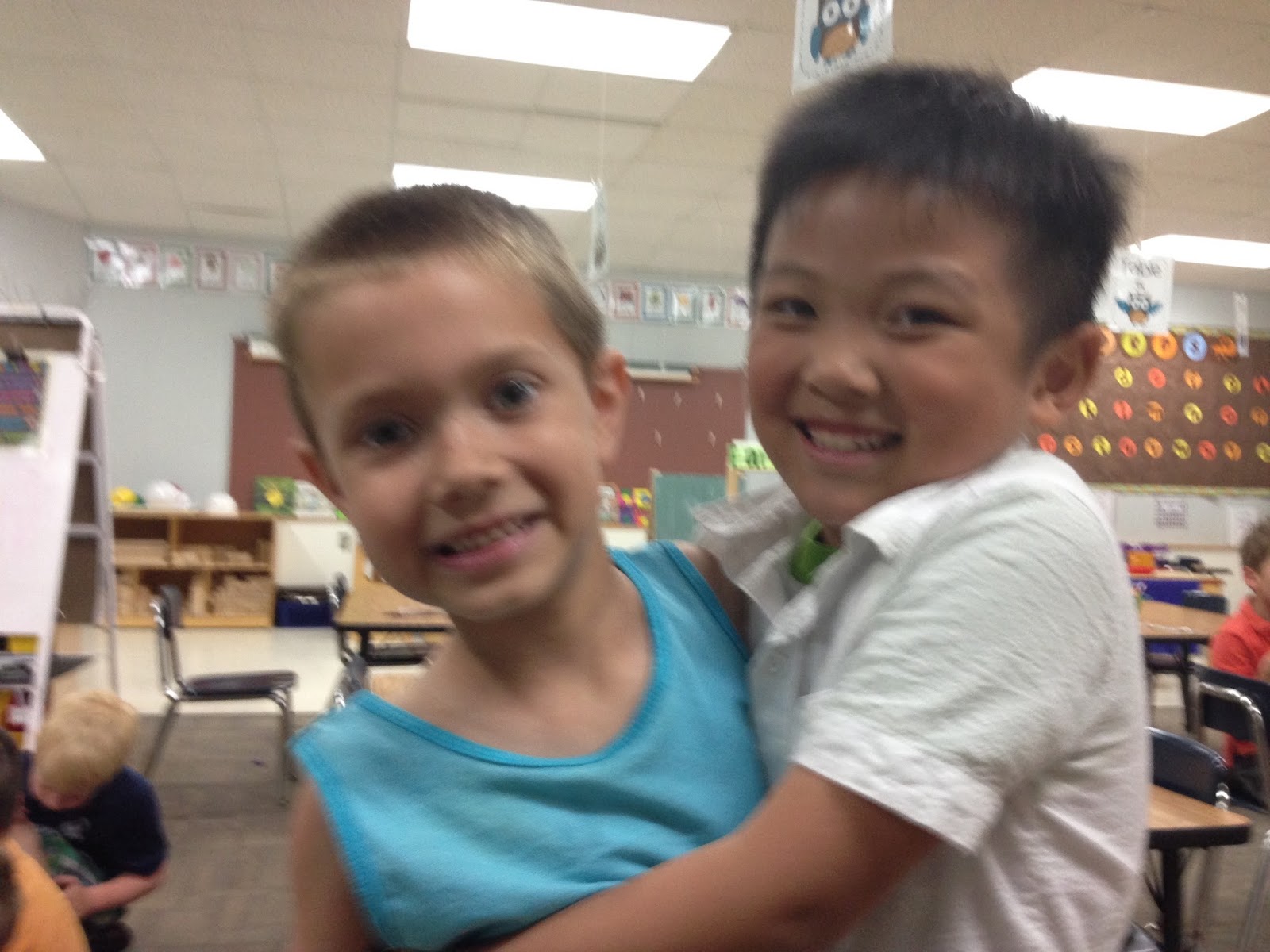  Ms. Woods' Kindergarten Class: Friends forever in kindergarten! 