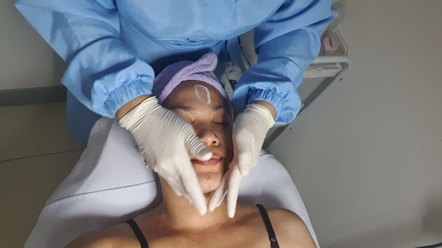 SkinStation Revitalight Facial