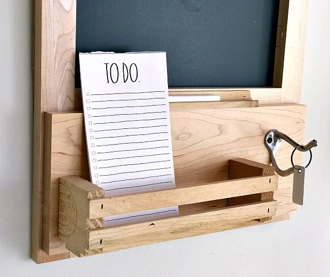 Blonde wood chalkboard and basket with hook for keys