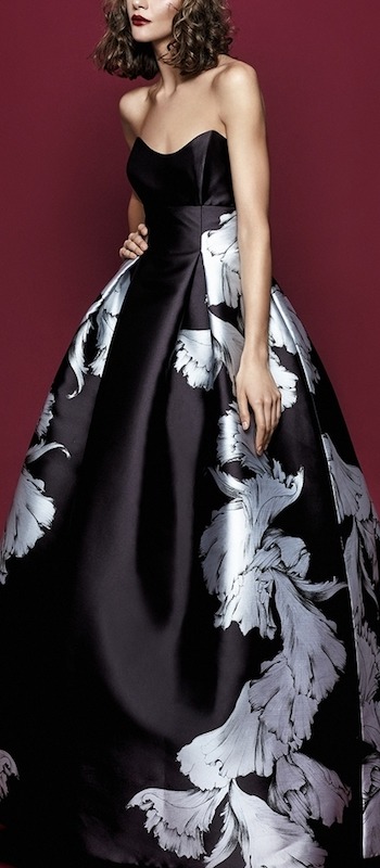 Elegant Gowns by Yolan Cris