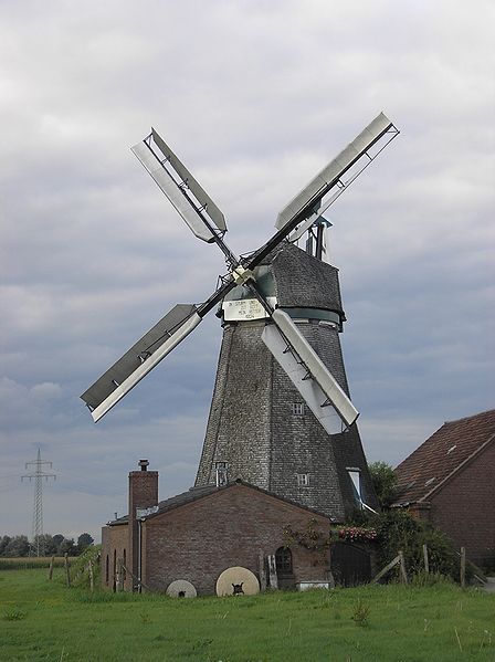 INVENTOS MEDIEVALES: Molinos de viento