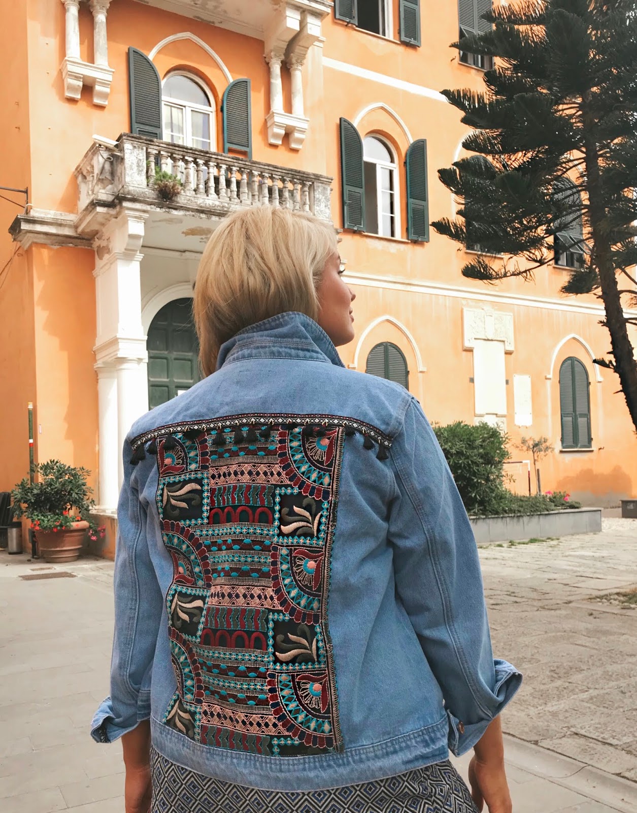 Cinque Terre Style Diary With Next