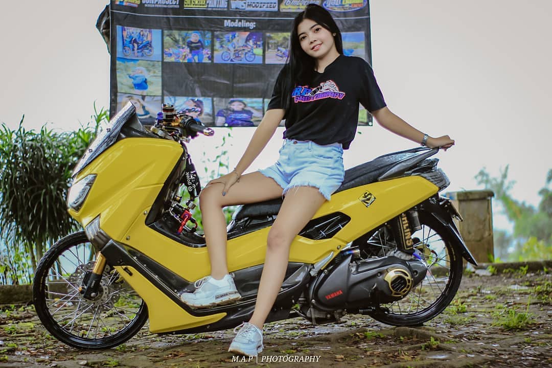 Modifikasi Nmax Warna Kuning Polos, Original, Doff, Metalik, Candy