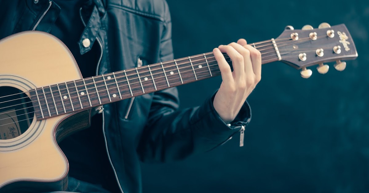 Lirik Lagu Dewa 19 Pupus Dan Kunci Gitarnya Arsia Lirik Lirik Lagu Dewa 19 Pupus Dan Kunci Gitarnya Arsia Lirik