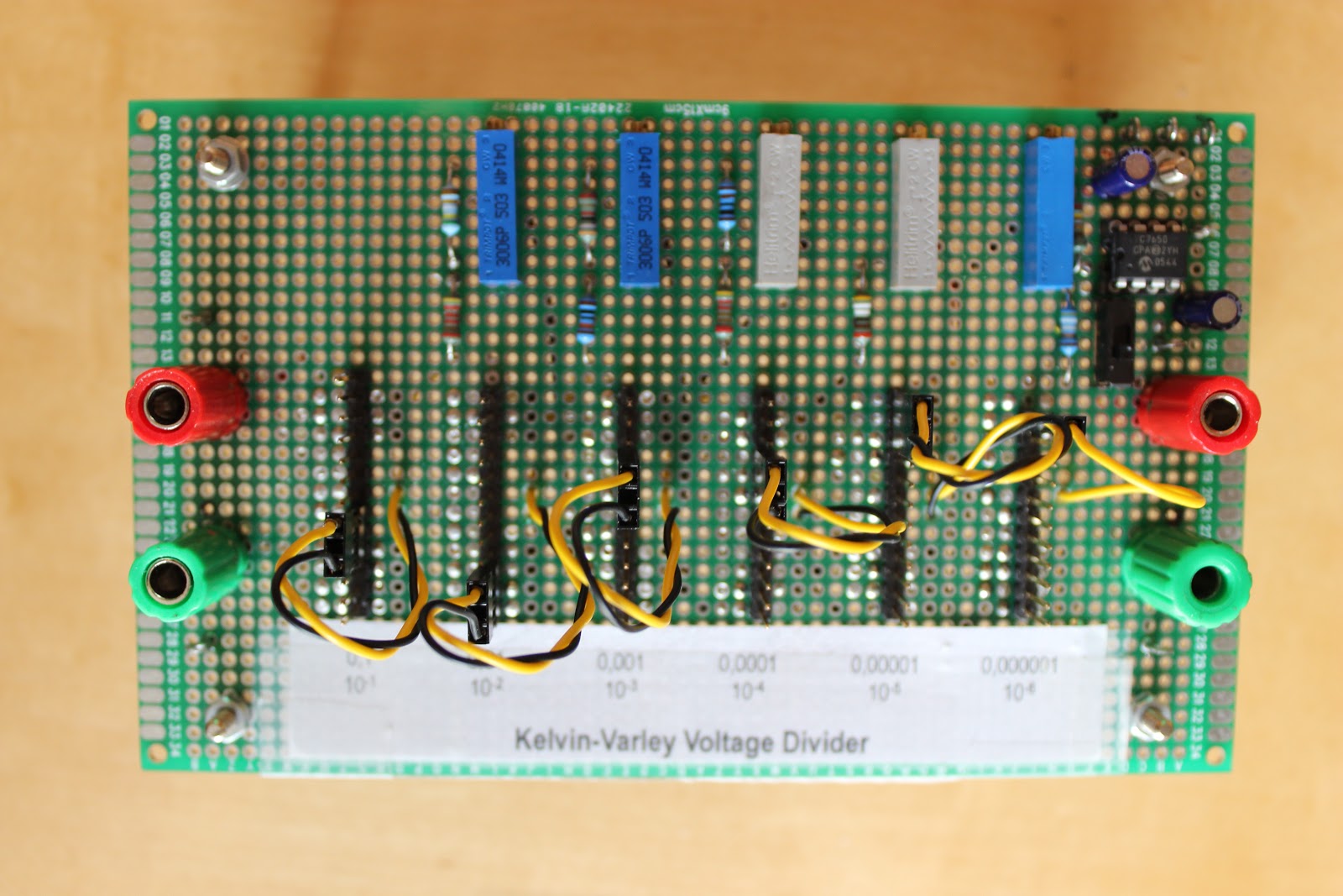 Kelvin-Varley Voltage Divider - Anciens Et Réunions