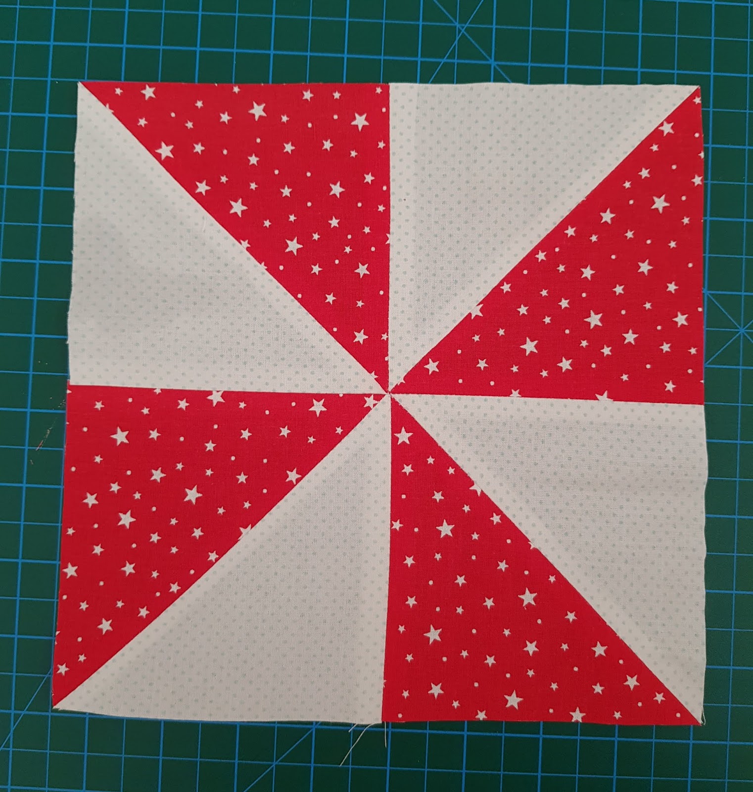 how to make a pinwheel quilt block All about patchwork and quilting