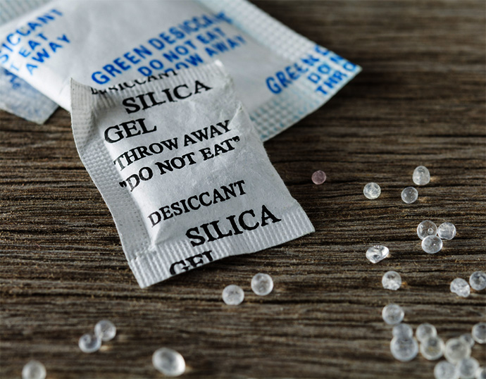 What Happens if you eat a packet of silica gel?