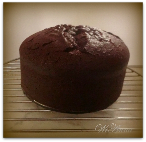 Hier wird mit Liebe gekocht: Schokoladentorte mit Kirschen Hier wird mit Liebe gekocht: Schokoladentorte mit Kirschen