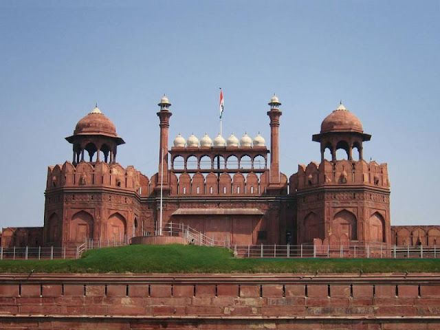  fighting together with grandness of the ancient together with medieval era of Republic of Republic of India Place to visit in India: Top 10 Forts inwards Republic of Republic of India : The Living Legends