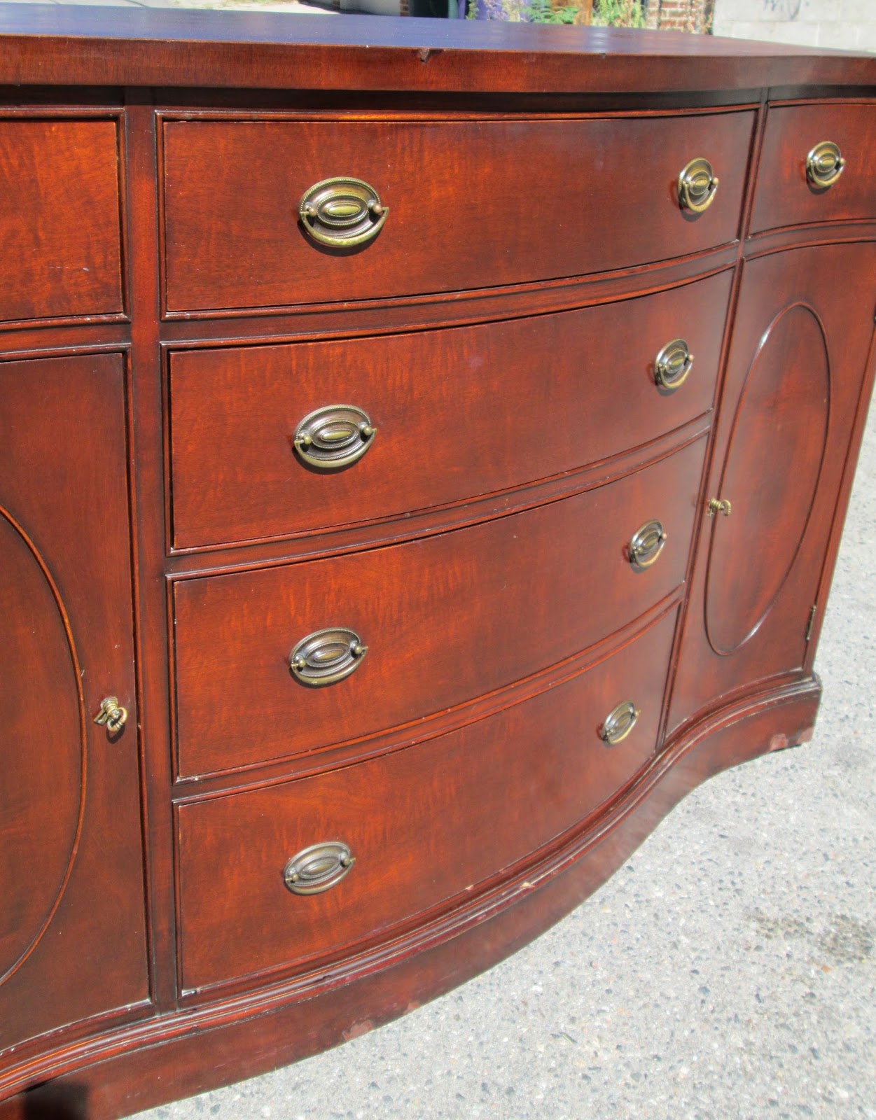 BoHO Chic Vintage Buffet / Dresser Duncan Phyfe Style Hepplewhite