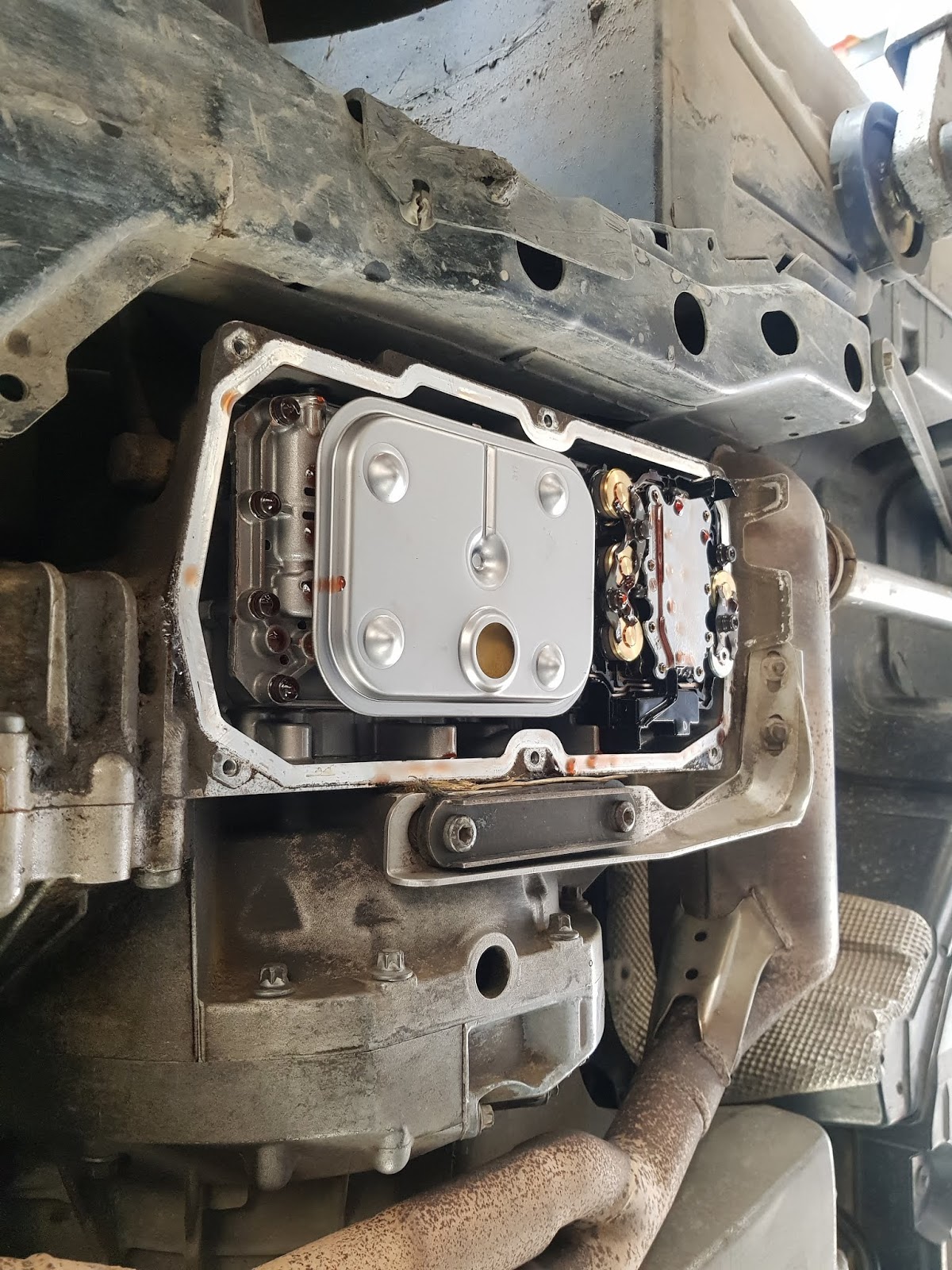 Car repair and service by yourself Mercedes A class W168 gearbox oil