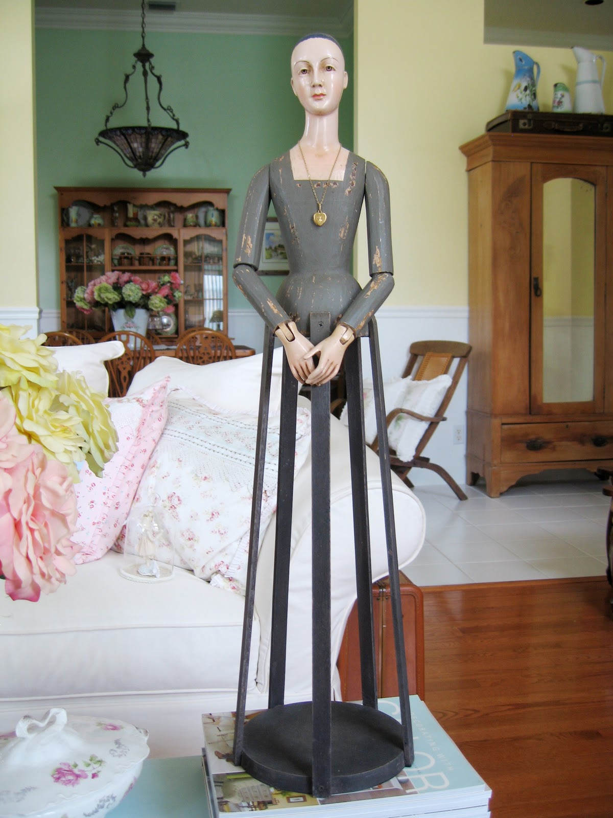 Your Craft Book SANTOS CAGE DOLLS......