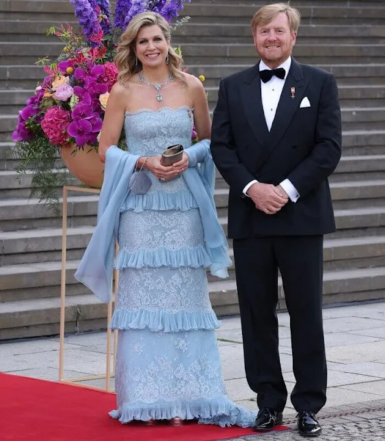 Queen Maxima wore a gown by Valentino,  The Queen had worn the dress first in 2011 for visit Monaco. Belle Epoque necklace