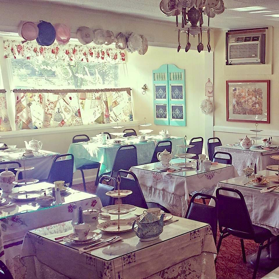 Tea Travellers Societea THE TEAPOT ON WHEELS