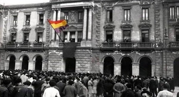 Eibar, la primera de la II República, o de cómo nació la Niña Bonita Eibar, la primera de la II República, o de cómo nació la Niña Bonita