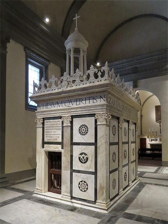 Daily Photo Stream Rucellai Sepulchre