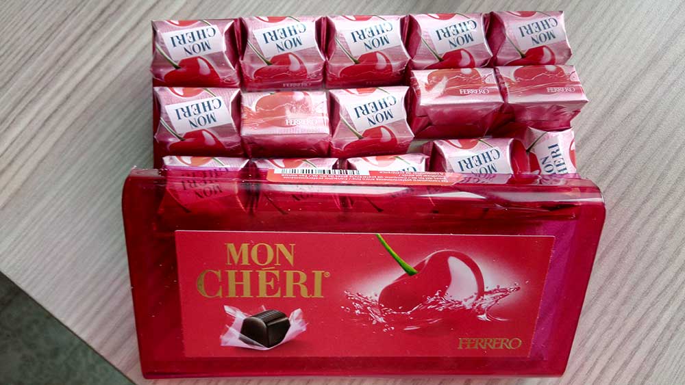 Benim Sözlüğüm Mon Cheri Vişne Likörlü Çikolata