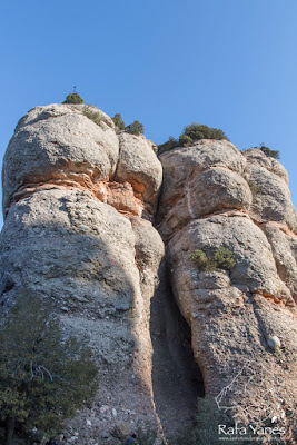 Ruta: Montcau (1.057 m) y La Mola (1.102 m). Dos de los míticos. (Els 100 Cims)