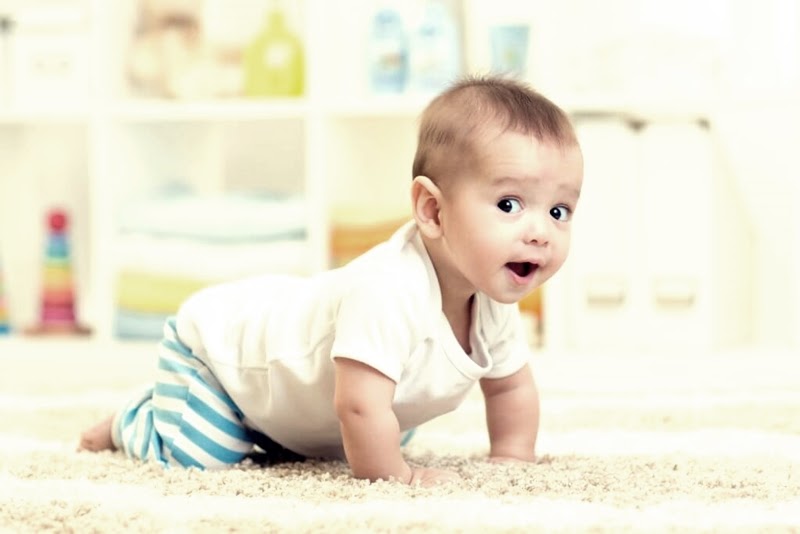 Aylara göre bebek gelişimi