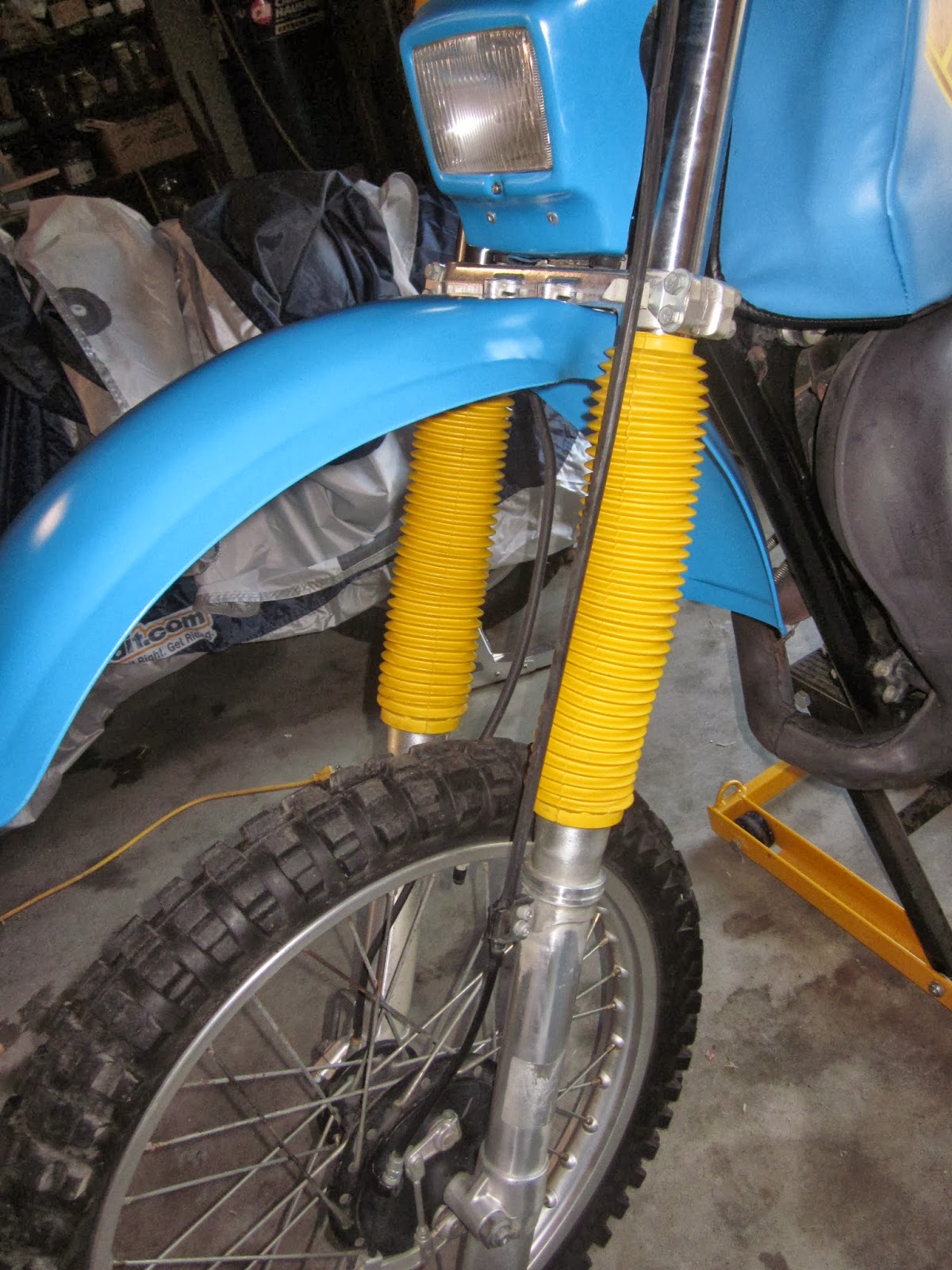 OldMotoDude New fork boots for my 1983 Yamaha IT490