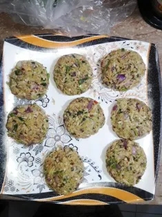 place-all-kababs-on-the-plate