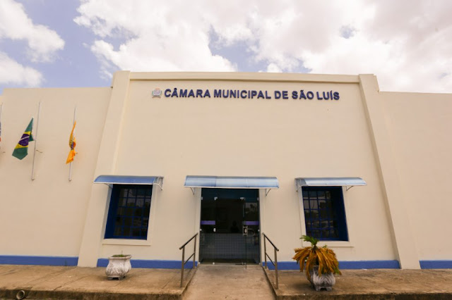 Câmara tenta, sem sucesso, evitar demissões determinadas pela Justiça