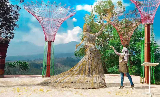Harga Tiket Masuk & Lokasi Taman Langit Gunung Banyak Malang, Wisata Ala Negeri Dongeng Harga Tiket Masuk & Lokasi Taman Langit Gunung Banyak Malang, Wisata Ala Negeri Dongeng