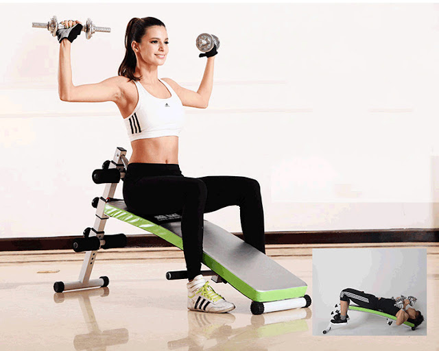 Muscle strengthening: four benefits and five useful home exercises Sit up straight and lift dumbbells